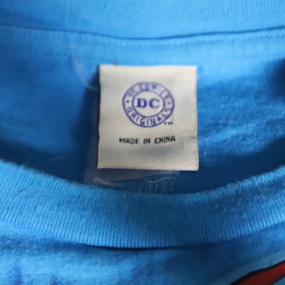 VTG DC Comics T-Shirt Mens L Blue/Black Colorblock Justice League Legend Graphic - Picture 5 of 8